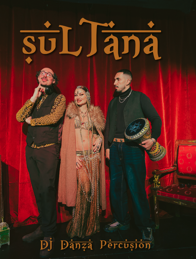 SULTANA — trío en escena